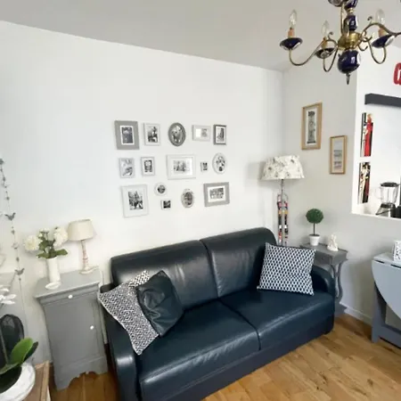 アパート Quiet And Charming Studio For Two In 2th *